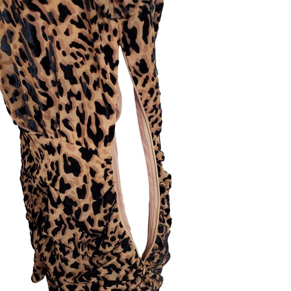 ASTR DRESS WOMEN'S SMALL LEOPARD  NIKITA TIERED RUFFLE HEM SHORT MINI VELVET - Picture 7 of 17